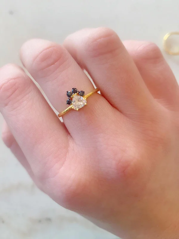 Mini Paw Ring