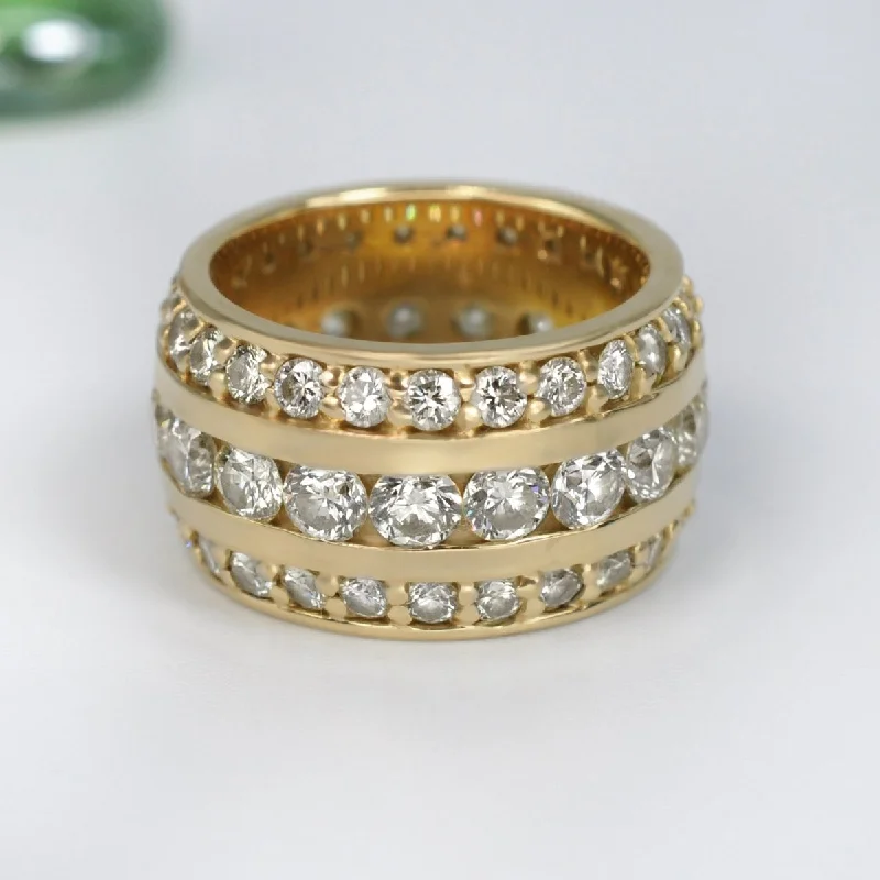 Certified 6.00 CT Round Cut Diamond Eternity Ring in 14KT Yellow Gold