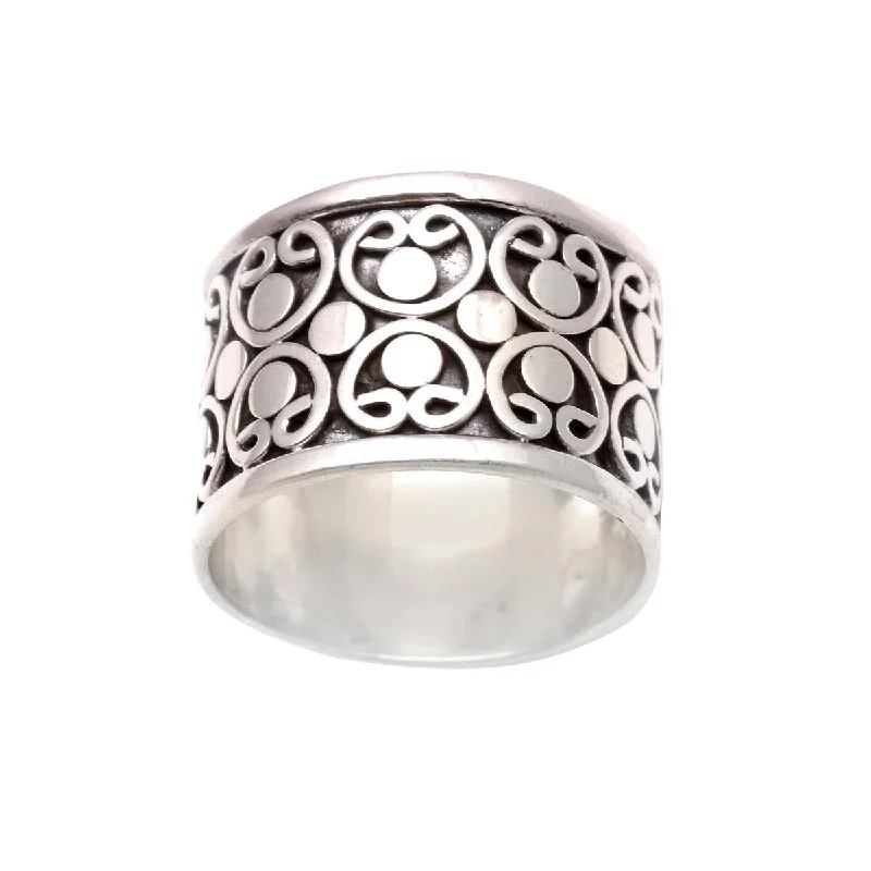 NOVICA Bold Circles, Sterling silver band ring