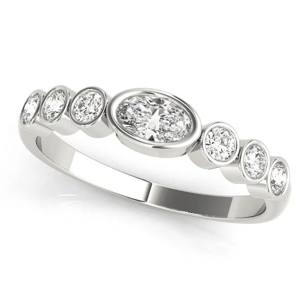 Oval Stackable Ring 1/4Ctw