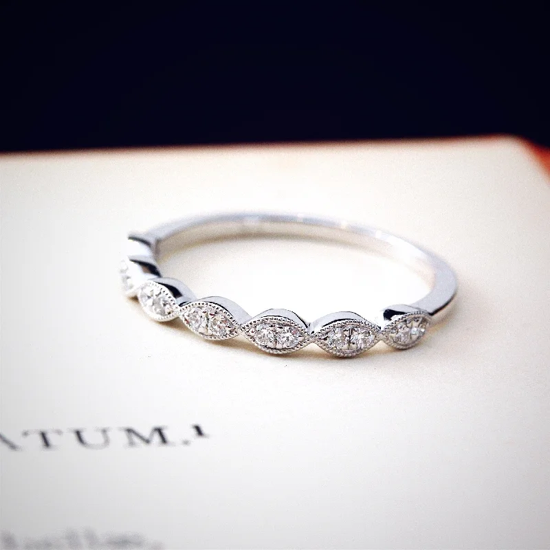 Very Pretty Vintage Style White Gold Diamond Band