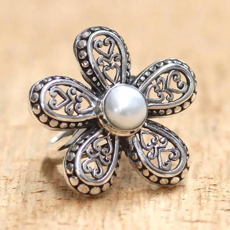 White Plumeria Women's Cultured Pearl and Silver 925 Flower Ring