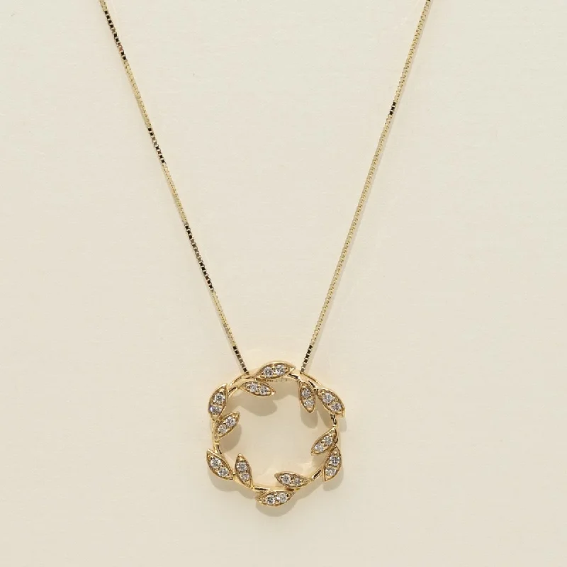 Diamond Circle Necklace in 14kt Yellow Gold (1/7ct tw)