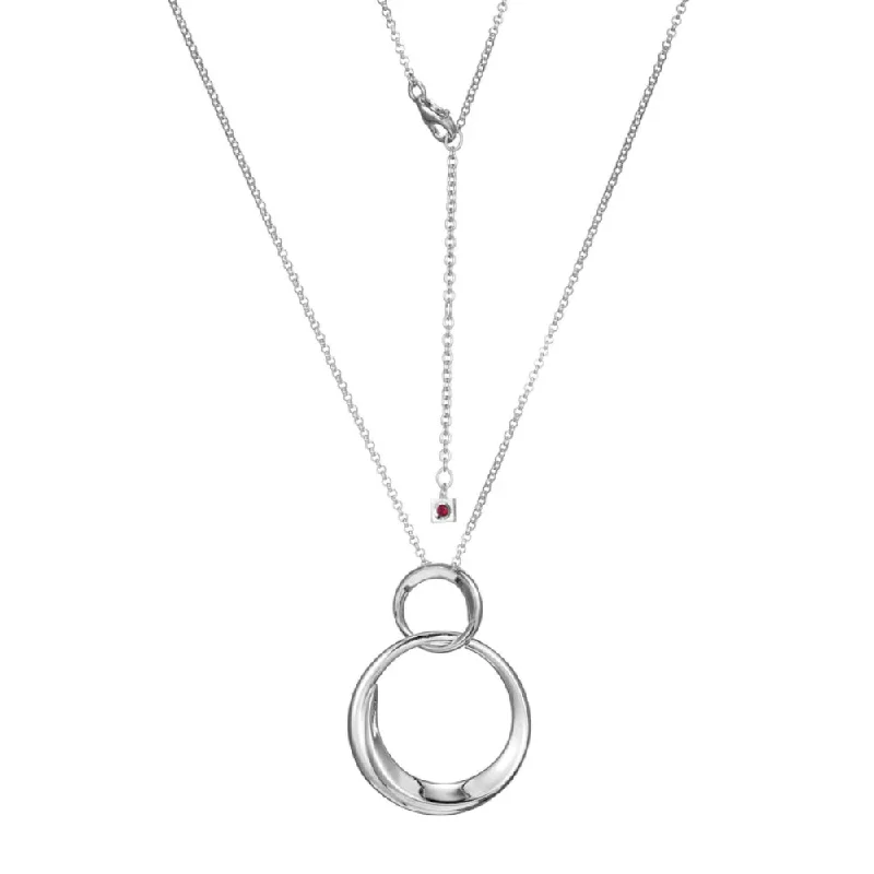 Elle Swirl Collection Linked Circles Pendant Necklace